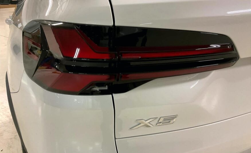 2024 BMW X5  xDrive40i SUV in Arlington, TX